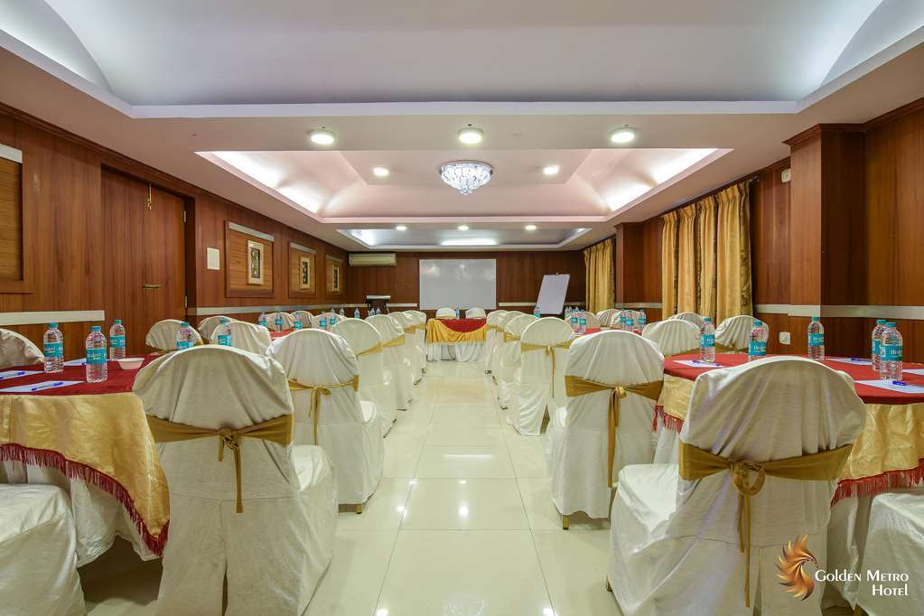 Golden Metro Hotel Bangalore Exterior photo