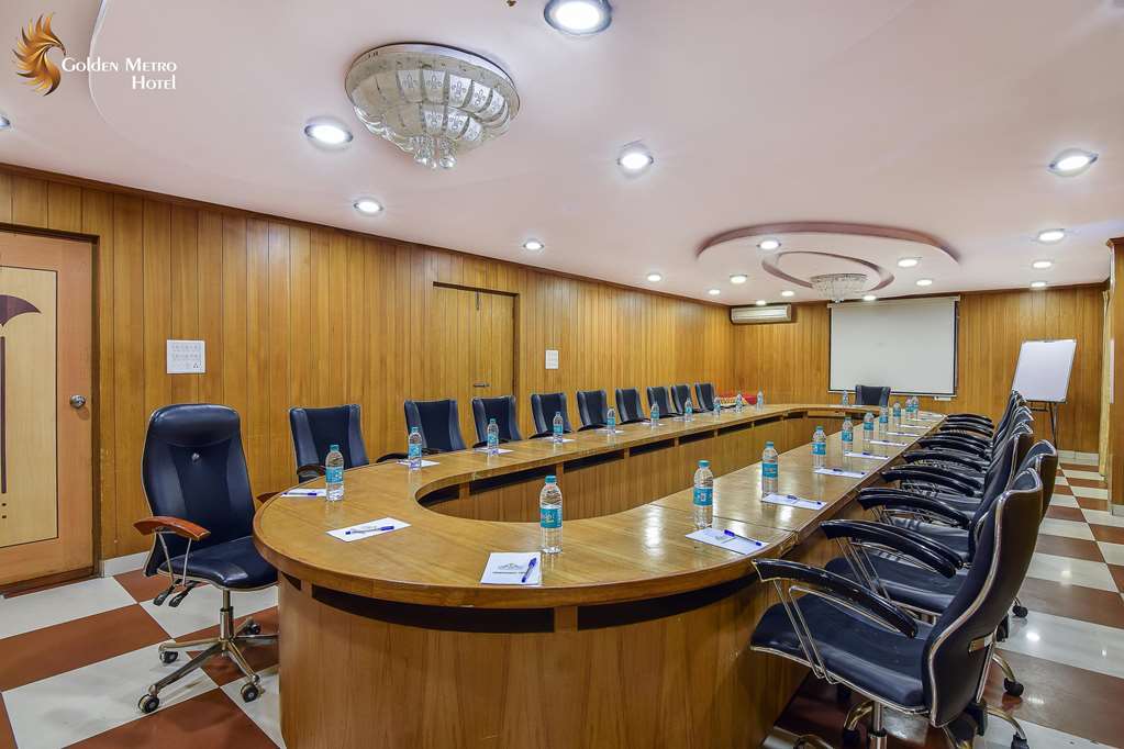 Golden Metro Hotel Bangalore Exterior photo