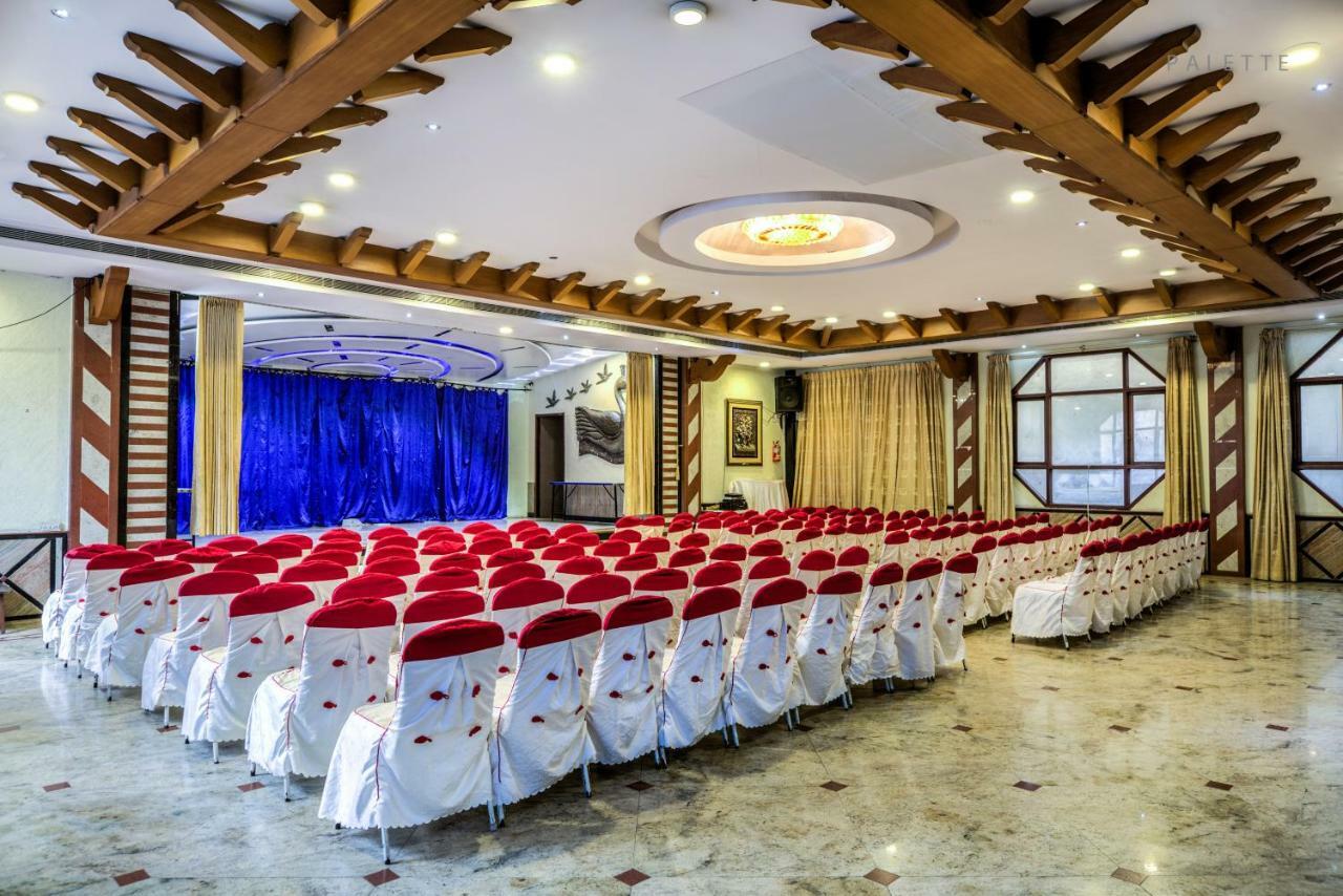 Golden Metro Hotel Bangalore Exterior photo